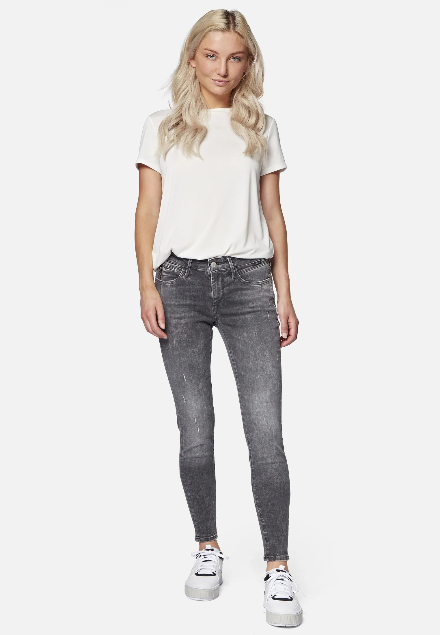 ADRIANA | Mid-Rise, Super Skinny