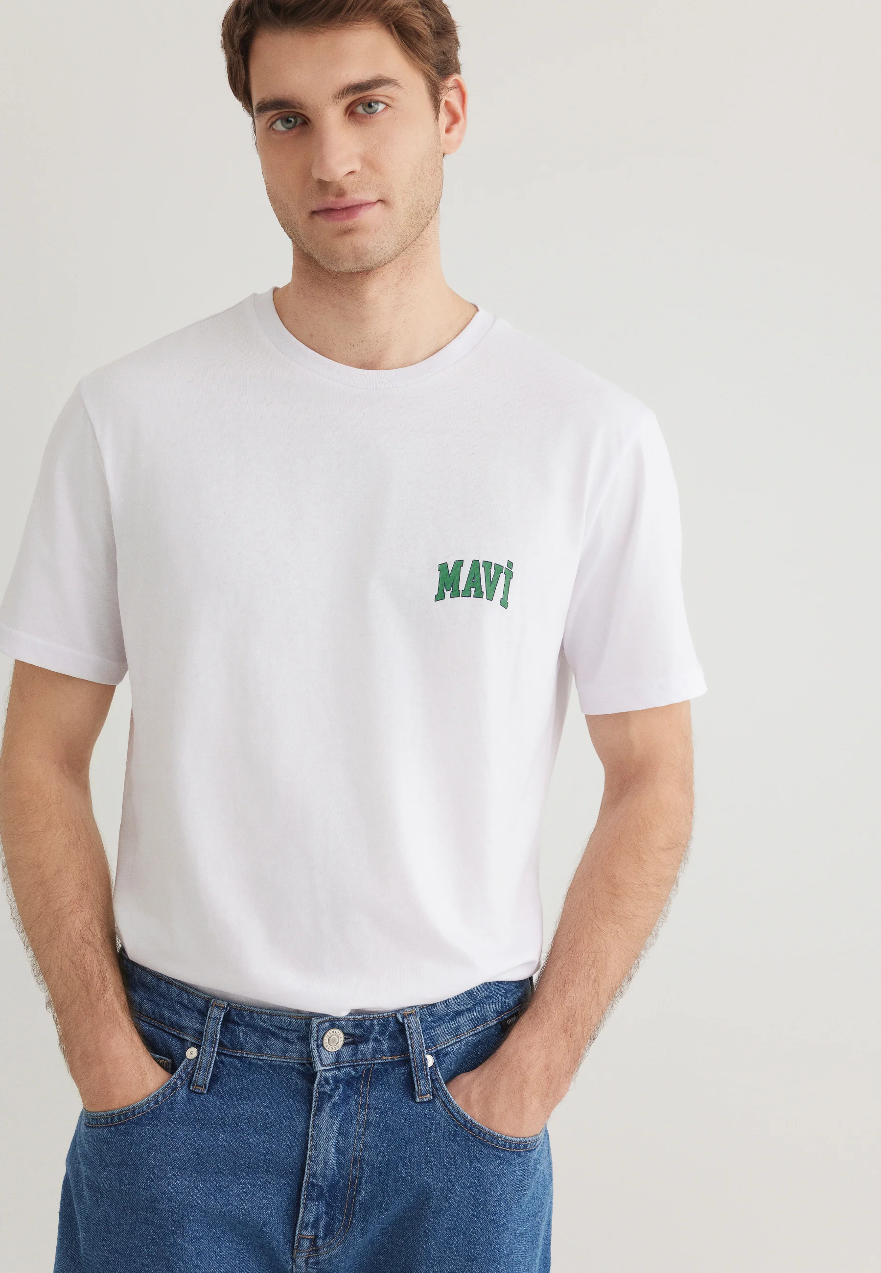 T-SHIRT | Basic Logo T-Shirt