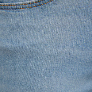 BELLA MID-RISE | Mid-Rise, Slim Bootcut - Image 2