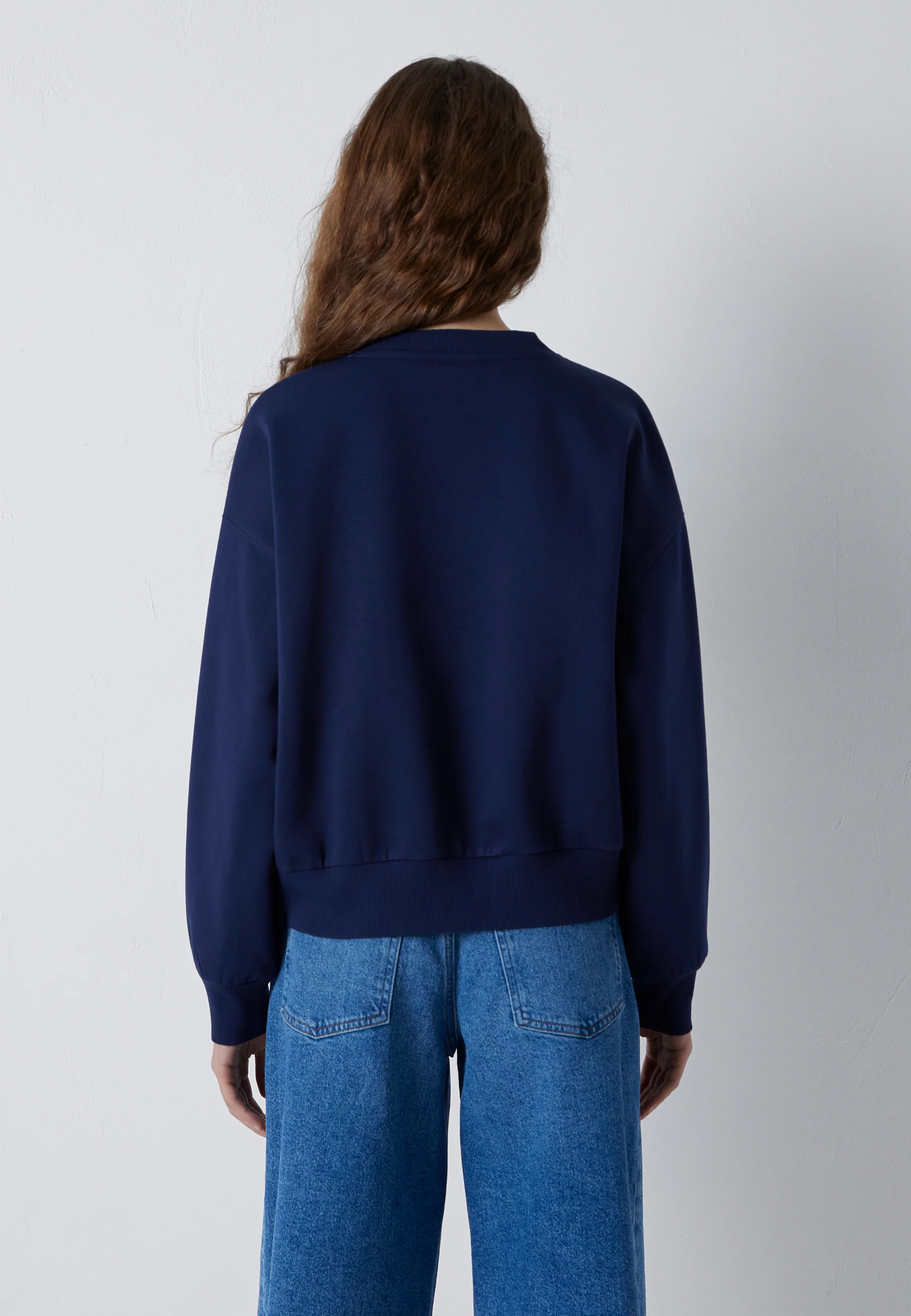 CREW NECK SWEATSHIRT | Sweatshirt mit kleiner Stickerei - Image 5