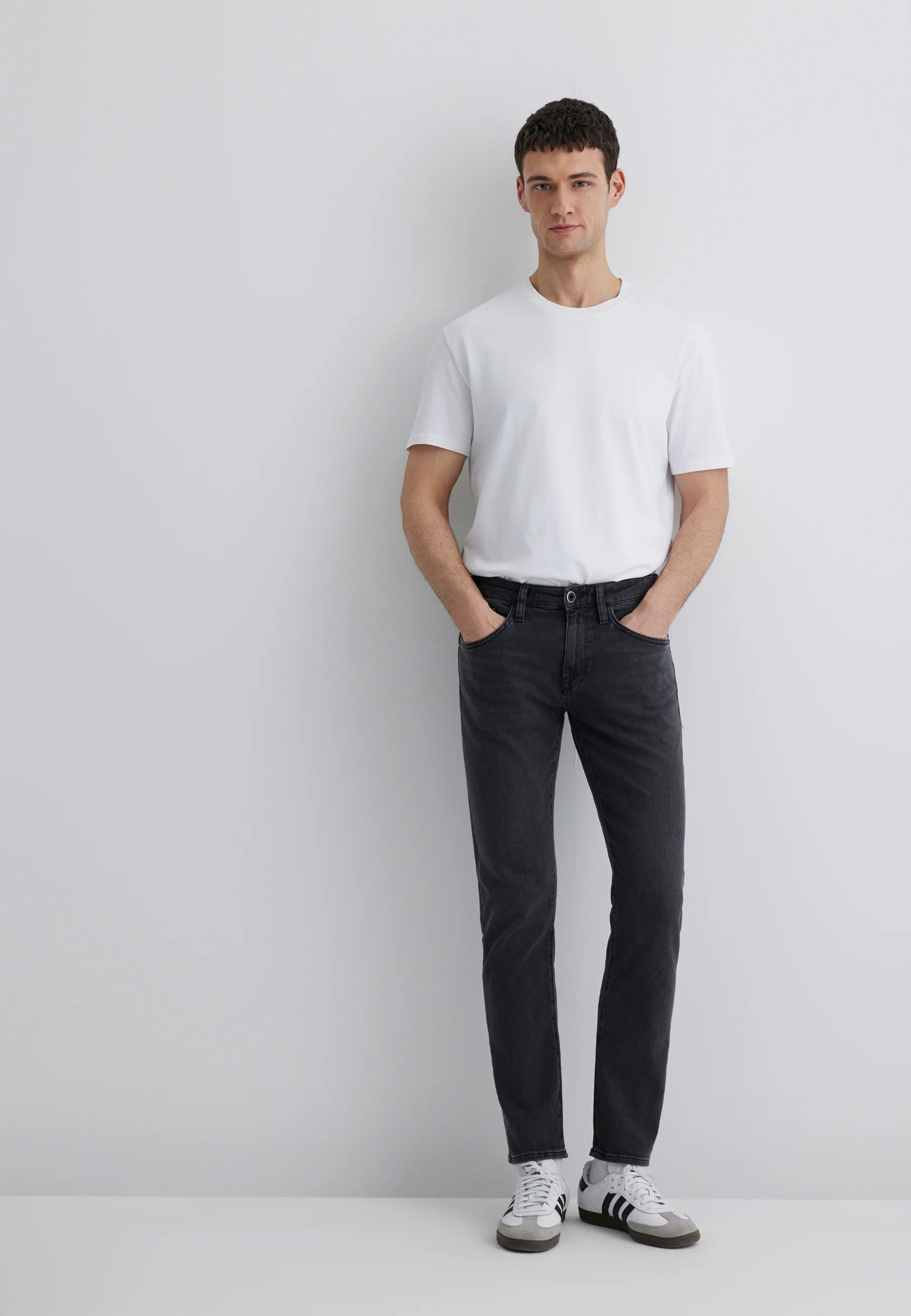JAKE | Slim Skinny Leg