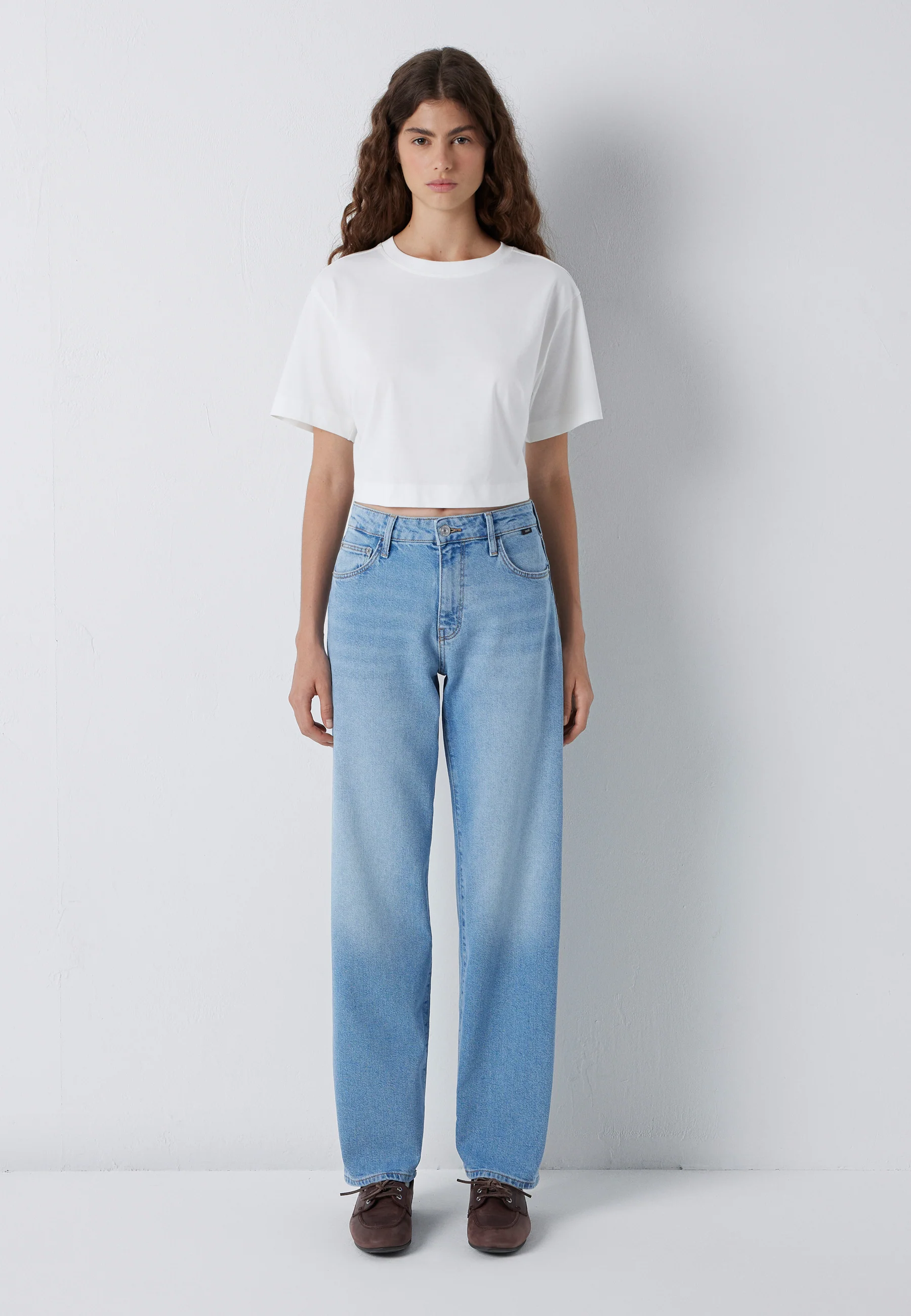 LEILA | High-Rise, Baggy Jeans - Image 3