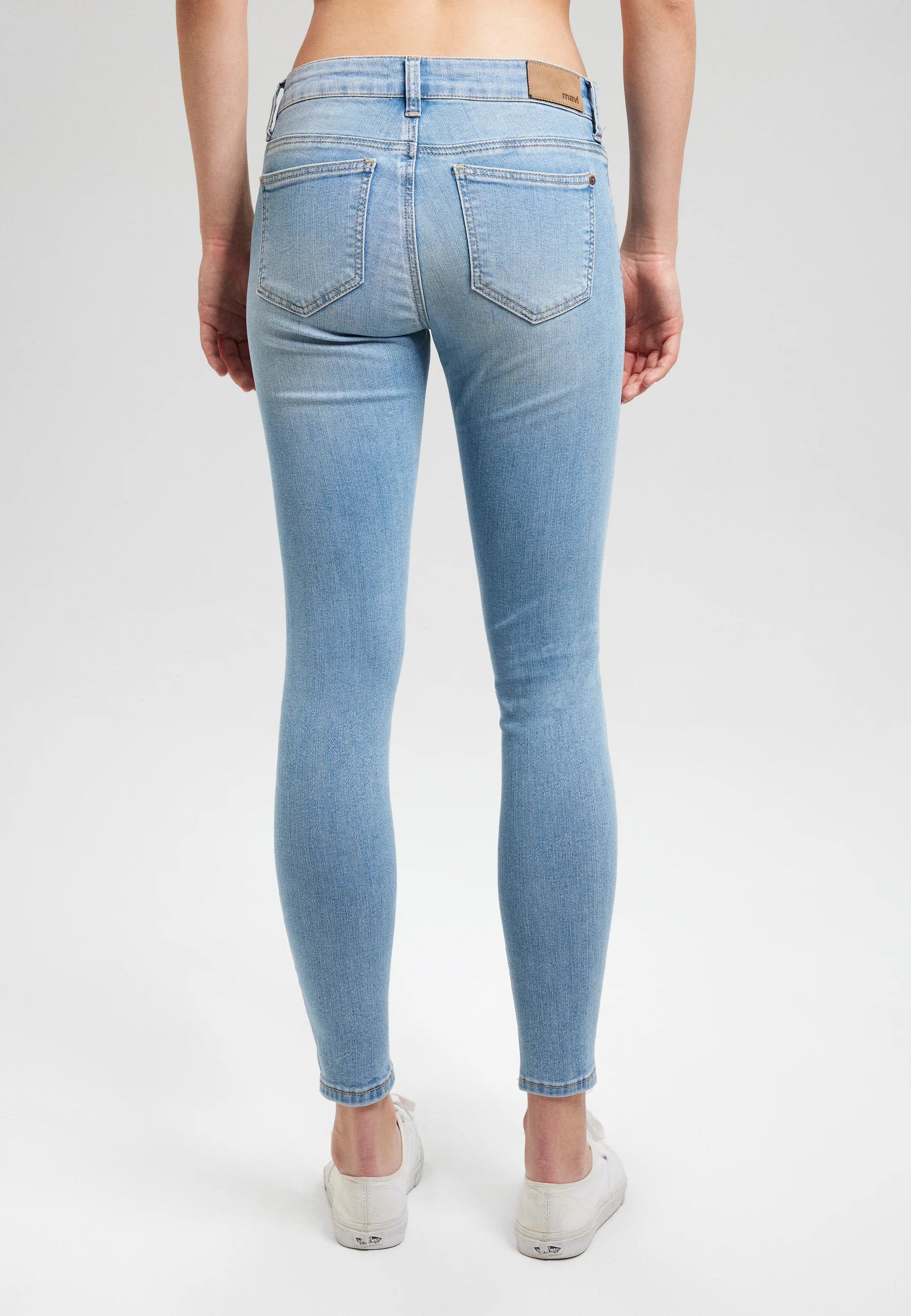 LEXY | Mid-Rise, Super Skinny, Crop - Image 4