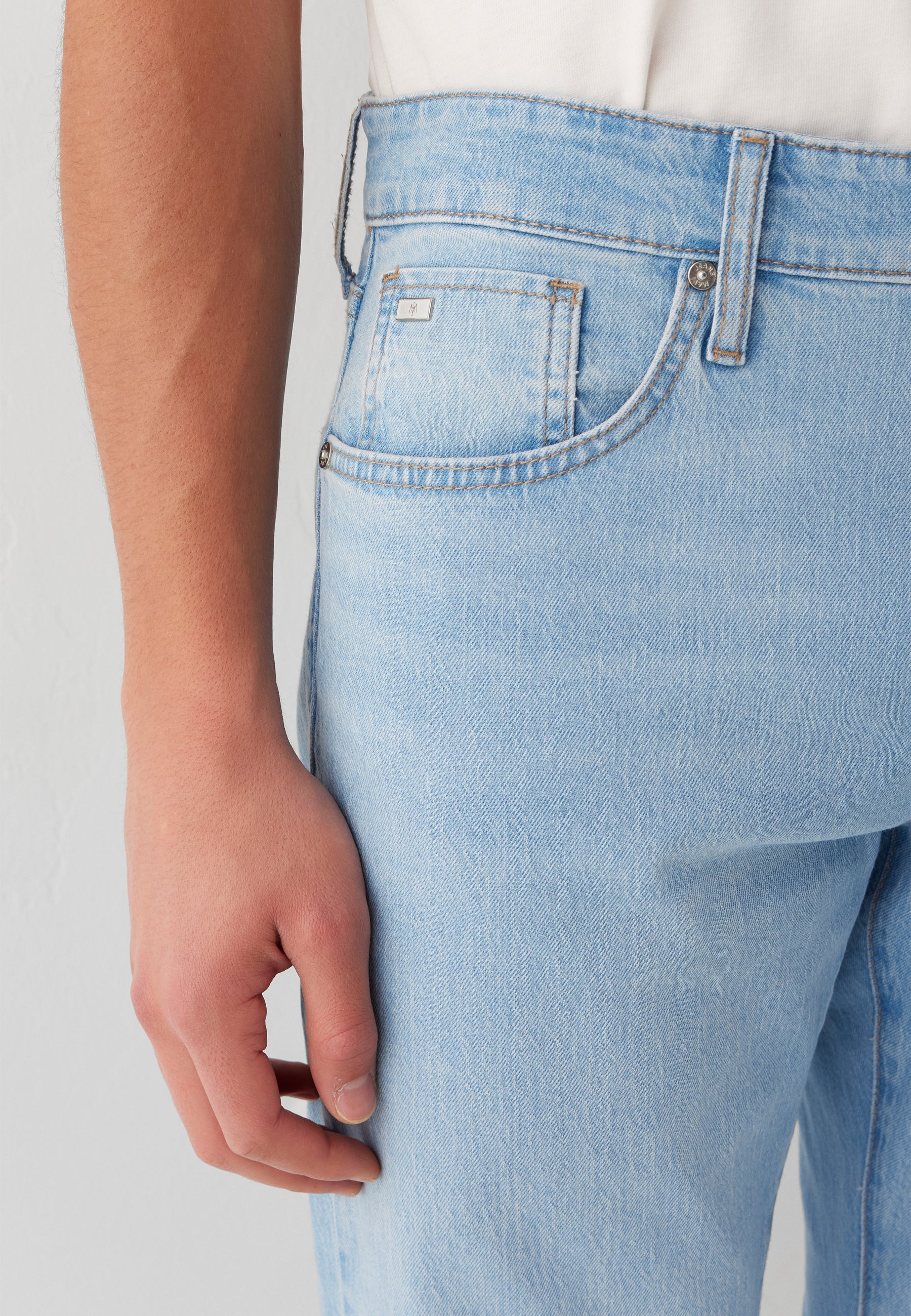 LONDON | Loose Tapered - Image 6