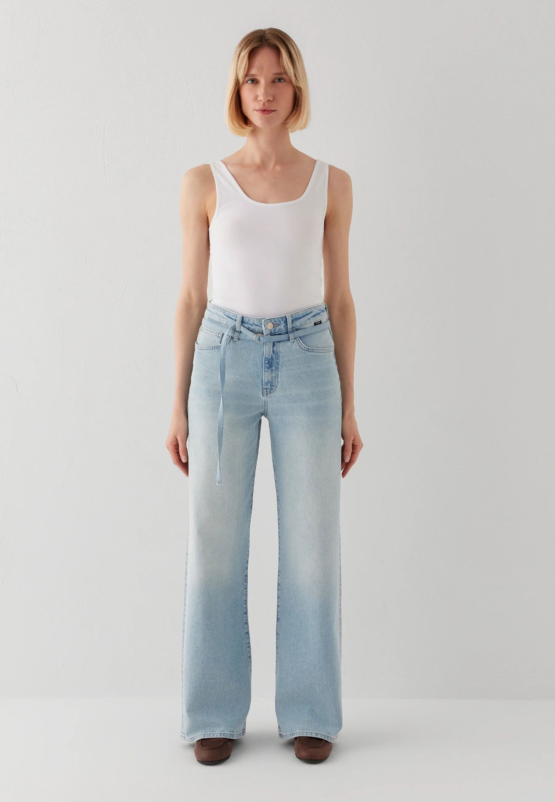 MALIBU WITH BELT | High-Rise, Wide Leg - Image 3