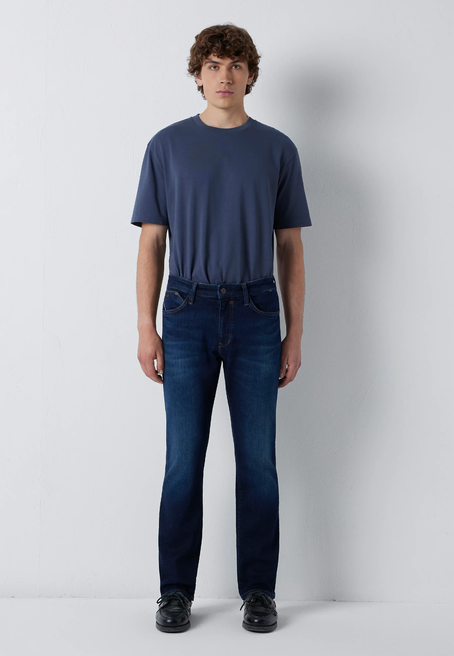 MARTIN | Straight Leg - Image 3