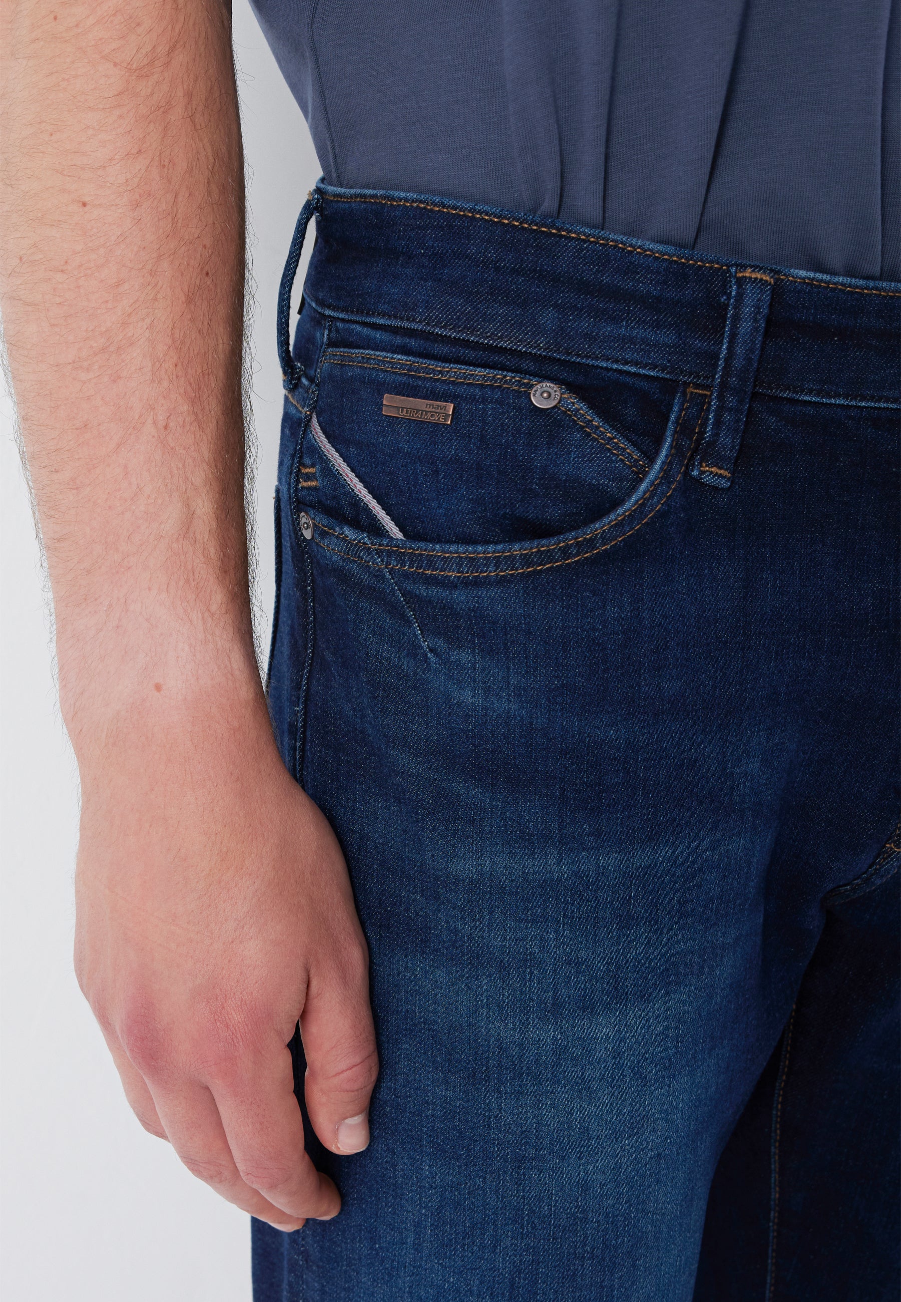 MARTIN | Straight Leg - Image 6