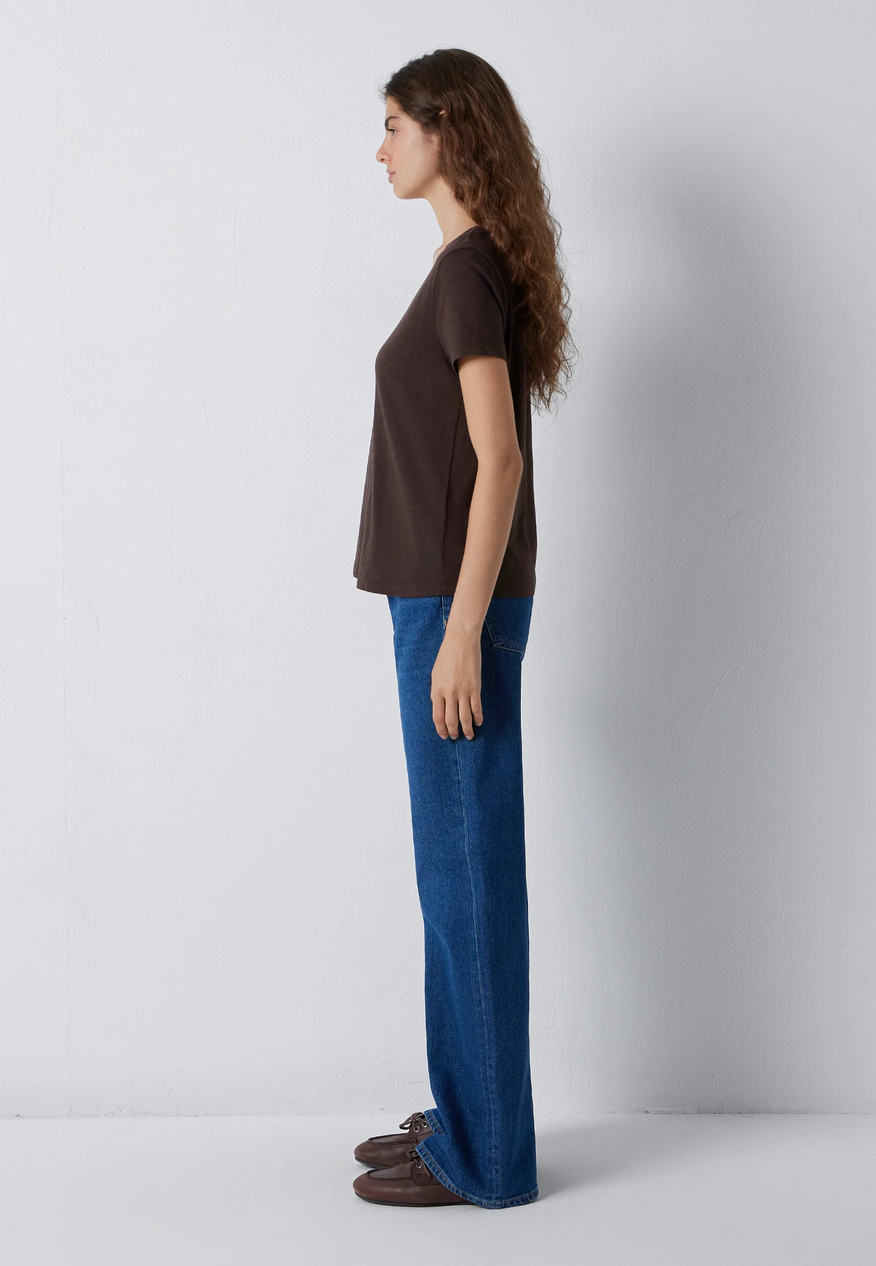 SHORT SLEEVE BASIC T-SHIRT | Basic T-Shirt - Image 4
